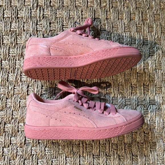 Puma Suede Jr suede sneaker in Desert Flower Pink NWT - Picture 3 of 10
